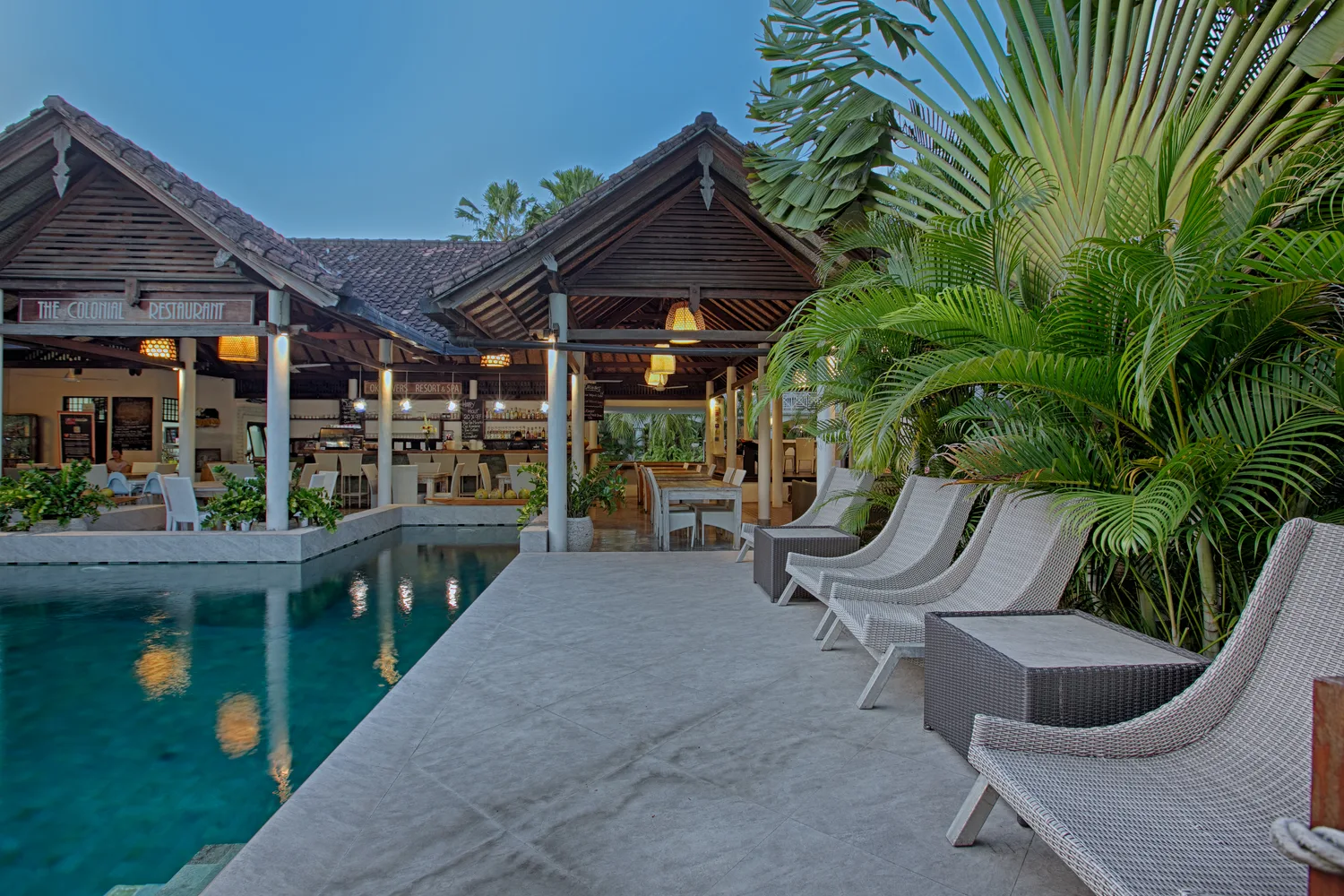 Golden Hour OK Divers Resort Padang Bai Bali — foto villa profesional