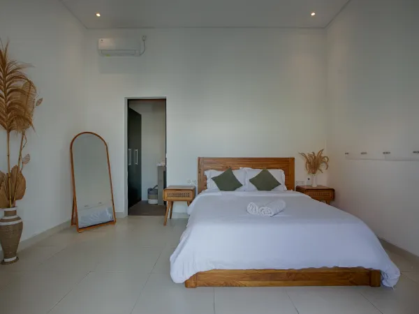 Bedroom — Villa Leleka, Tumbak Bayuh, Bali