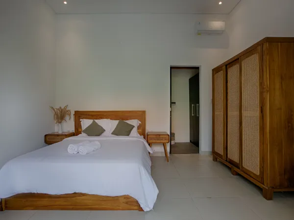 Bedroom — Villa Leleka, Tumbak Bayuh, Bali