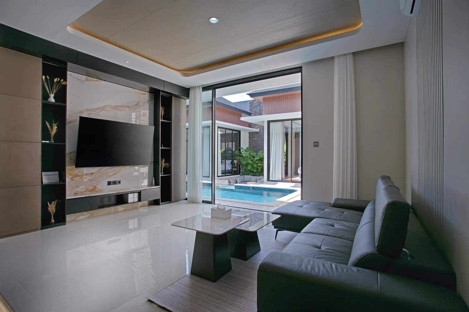 Interior SSKai Villa Seminyak Bali — foto villa profesional
