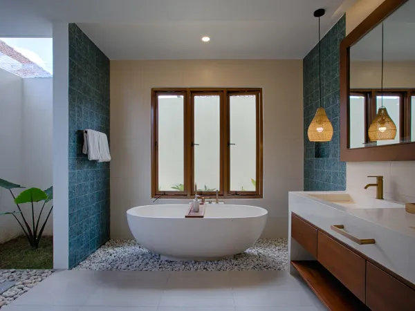 Kamar Mandi — MY Villa & Resort, Canggu
