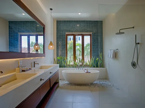 Kamar Mandi — MY Villa & Resort, Canggu