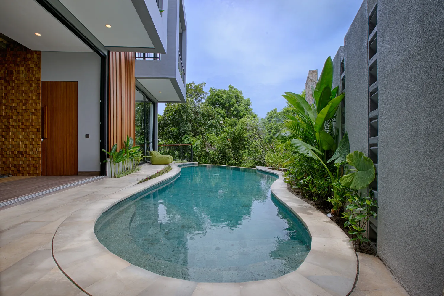 Kolam Renang Padi Padi Villas Pererenan Bali — foto villa profesional
