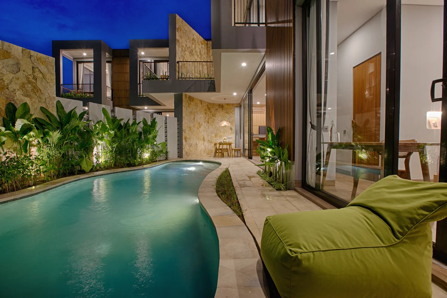Kolam Renang Padi Padi Villas Pererenan Bali — foto villa profesional