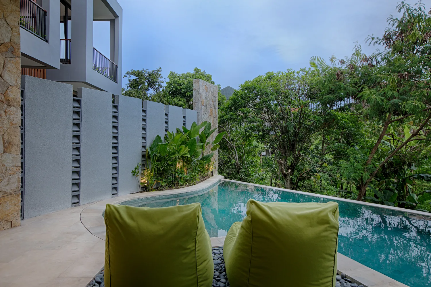 Kolam Renang Padi Padi Villas Pererenan Bali — foto villa profesional