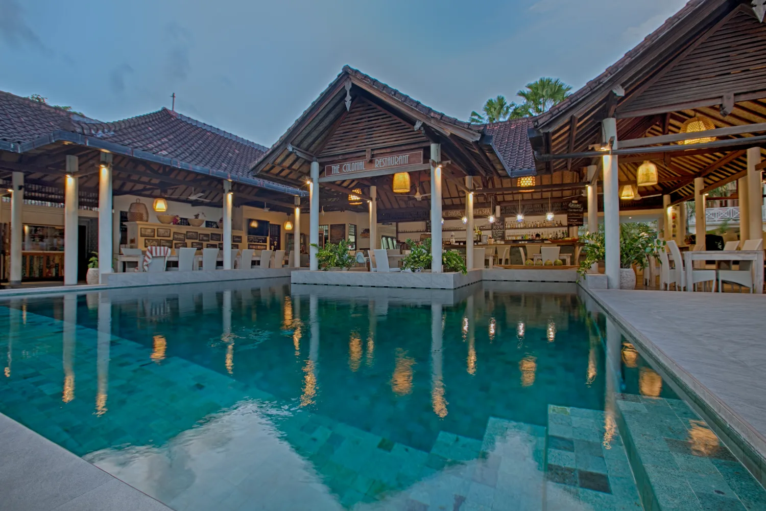 Kolam Renang OK Divers Resort Padang Bai Bali — foto villa profesional